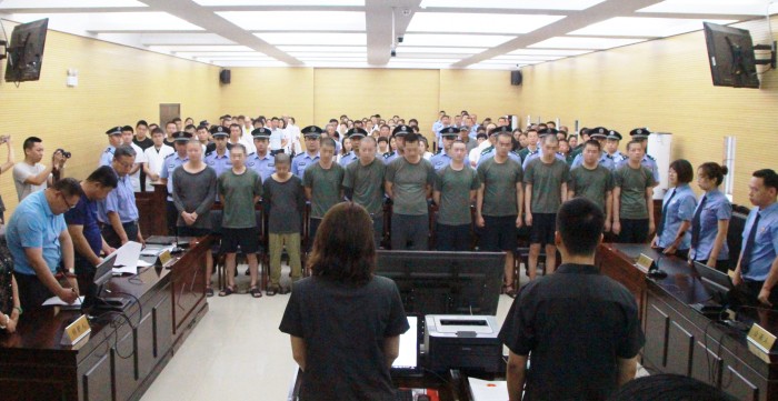铁力市法院公开宣判于某等人恶势力犯罪案件